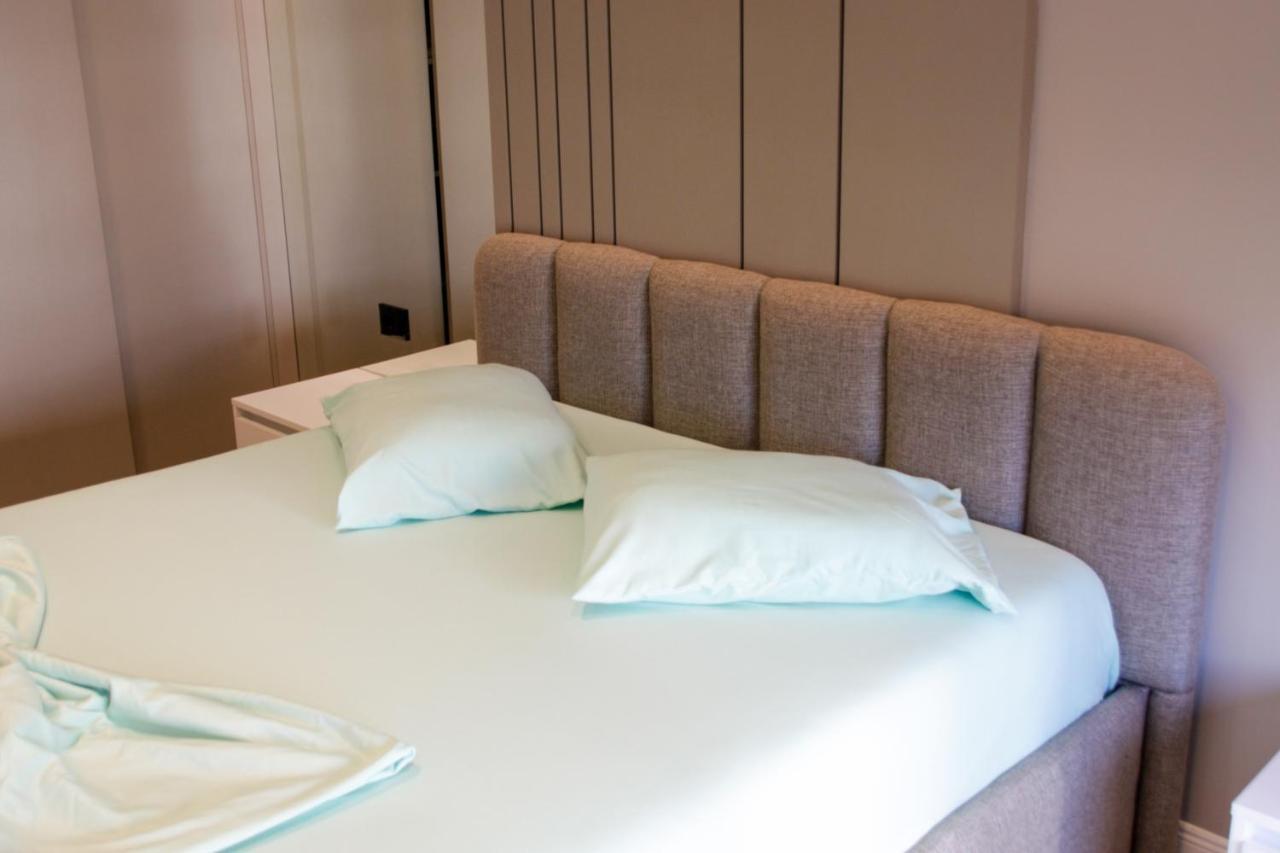 Roza'S Apartment Tirana Center Εξωτερικό φωτογραφία