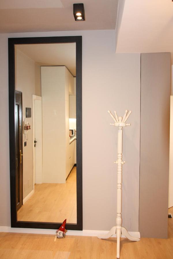 Roza'S Apartment Tirana Center Εξωτερικό φωτογραφία