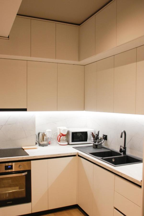 Roza'S Apartment Tirana Center Εξωτερικό φωτογραφία