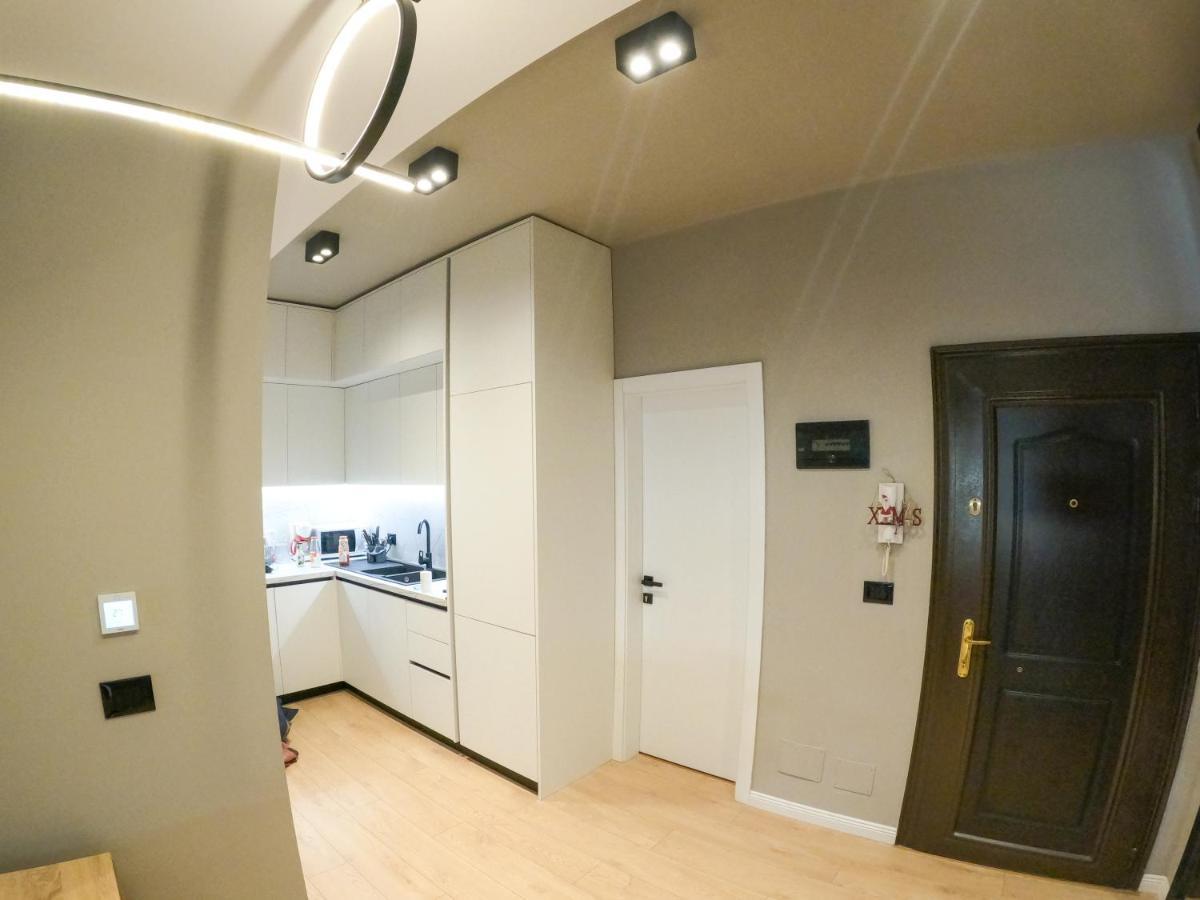 Roza'S Apartment Tirana Center Εξωτερικό φωτογραφία